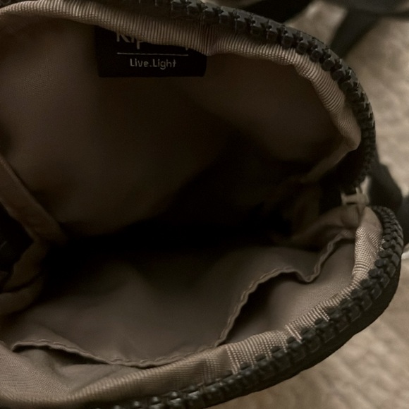 Kipling Black Crossbody Bag - Picture 3 of 3